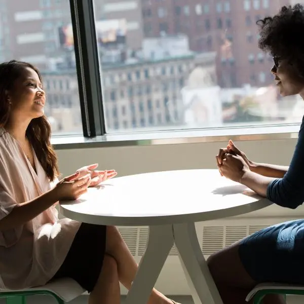 3. Frasa untuk Berbelanja dan Makan di Restoran