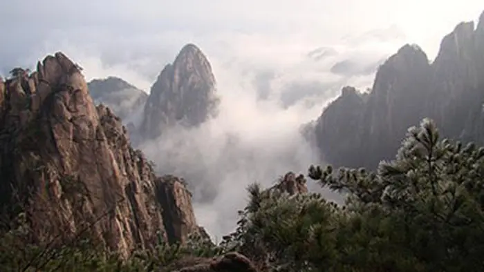 6. Pegunungan Yellow