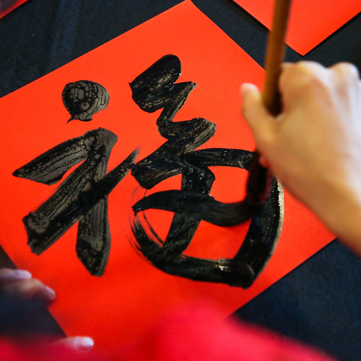 3. Mengasah Kreativitas dengan Seni dan Kerajinan Tiongkok