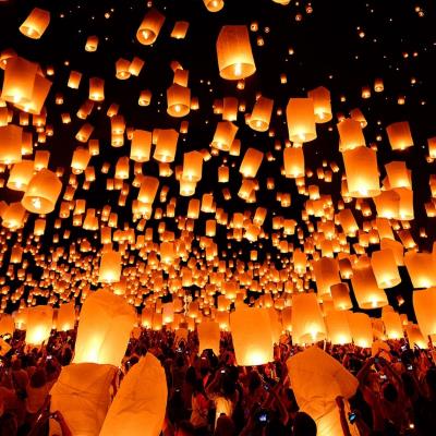 5. Pesta Lampion 