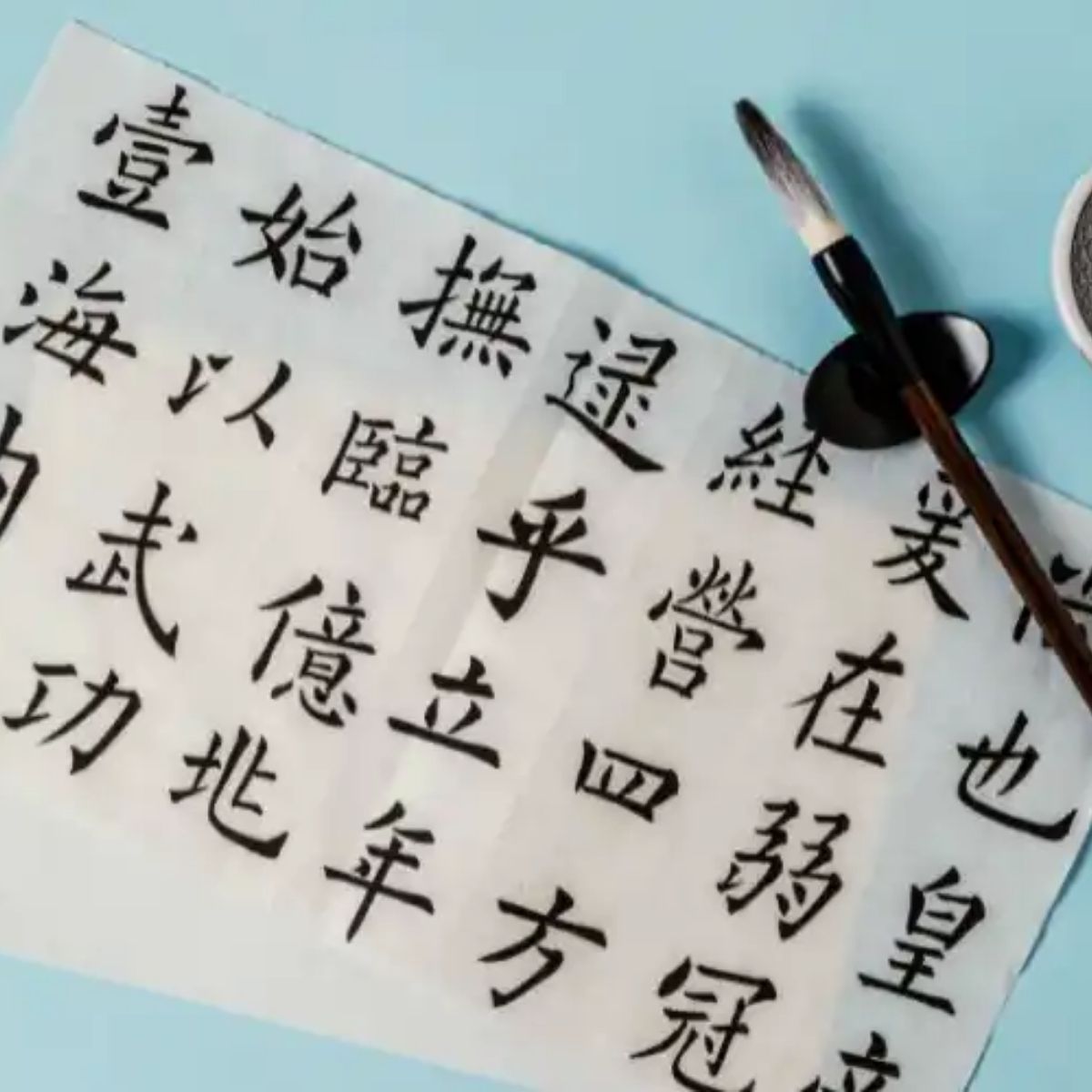 Peran Kaligrafi dalam Menulis Karakter Mandarin