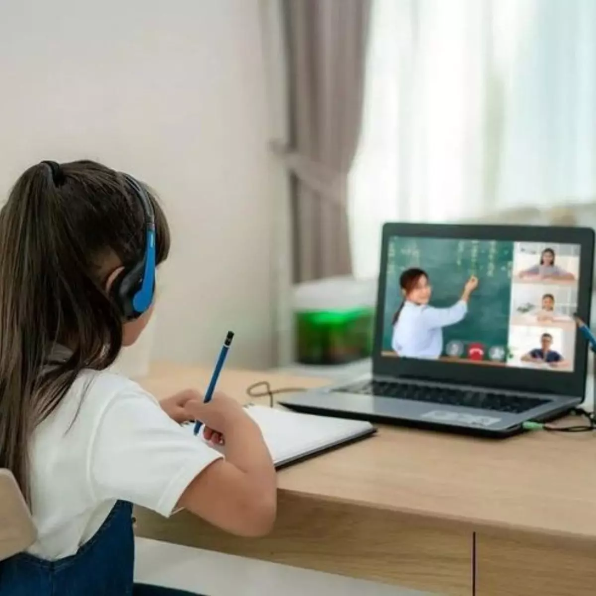 Tools dan Aplikasi yang Direkomendasikan